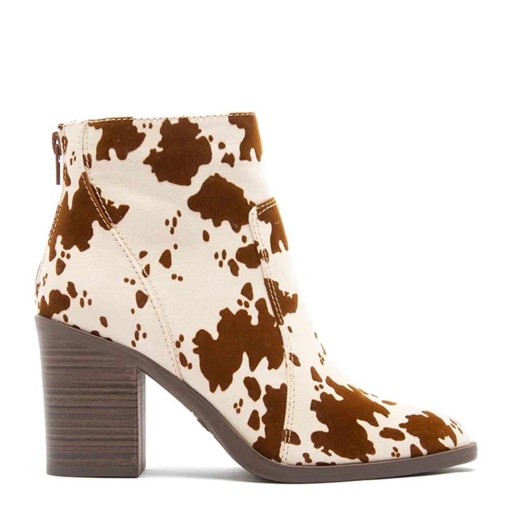 Qupid Cow Print Western Pointed Toe Brown Bootie - Picture 6 of 8